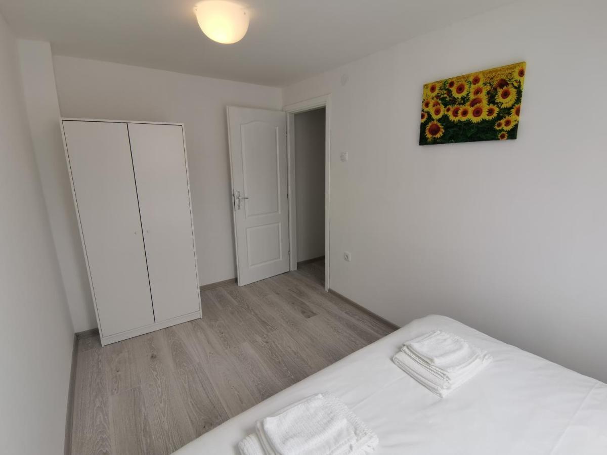 Ris Central Apartments Novi Sad Exterior foto